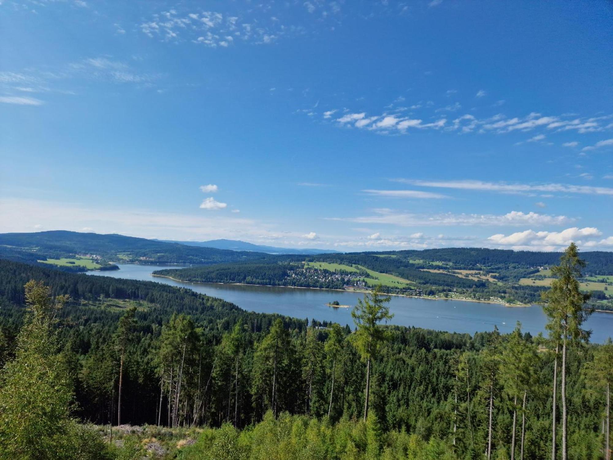Deluxe Apartment Lipno - Lake Side Village, Frymburk Nad Vltavou Exteriör bild